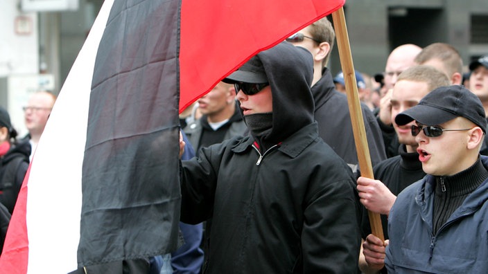 "Autonome Nationalisten" demonstrieren am 03.06.2006 in Düsseldorf