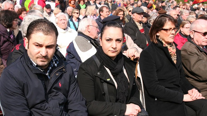 Gamze Kubaşık auf der Gedenkfeier in Dortmund