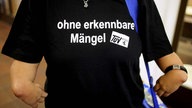 T-Shirt mit Spruch "Ohne erkennbare Mängel"