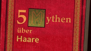 Buchdeckel mit dem Titel: Fünf Mythen über Haare