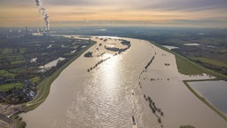 Die Emscher bei Hochwasser