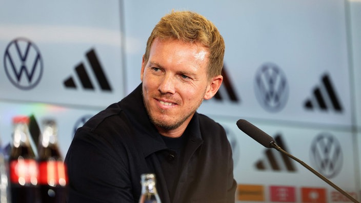 Julian Nagelsmann bei seiner ersten Pressekonferenz als neuer Trainer der Fußball-Nationalmannschaft.