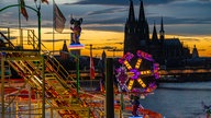 Die Deutzer Kirmes bei Nacht