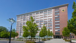 Das Stadthaus am Friedensplatz mit Sitz der Stadtverwaltung und der Dortmunder Bürgerdienste.