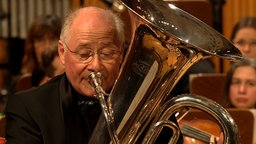 Michael Daugherty - Reflections on the Mississippi für Tuba und Orchester