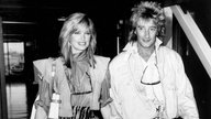 Rod Stewart mit seiner damaligen Freundin Kelly Emberg (1984)