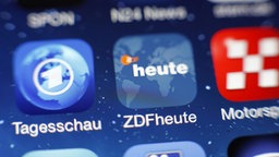 ZDFheute-Icon ist auf einem auf einem iPhone zu sehen.