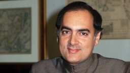 Rajiv Gandhi, 1986