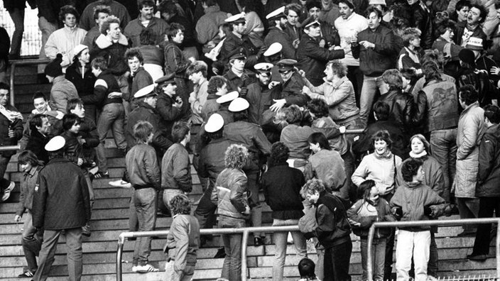 Krawall auf Tribüne des Müngersdorfer Stadions, Köln 1984