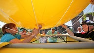 Vorbereitung und Auflassen des Ballons an der Schachtanlage Minister Stein in Dortmund