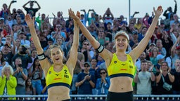 Cinja Tillmann (l.) und Svenja Müller beim Gewinn des EM-Titels in Den Haag