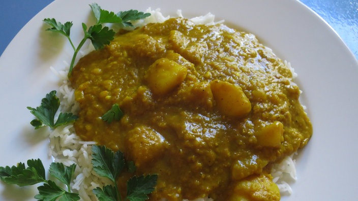 Linsen-Kartoffel-Curry: Dal aus Sri Lanka