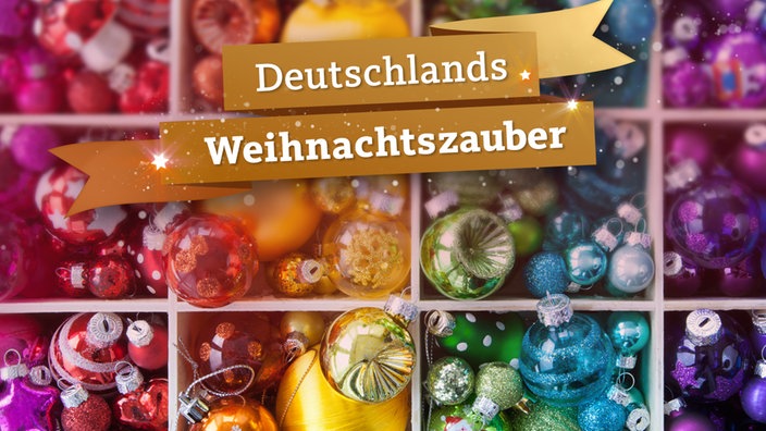 Weihnachtskugeln, Weihnachtliche Deko, Lichter, Schriftzug Deutschlands Weihnachtswunder