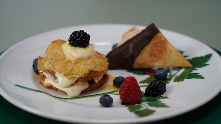 Pfannkuchen mit Eierlikör und Nuss-Eis 