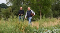 Björn Freitag mit Vitus Schulze Wethmar (li).