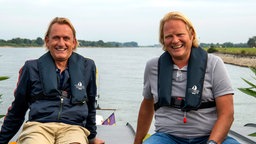 Frank Buchholz und Björn Freitag an Bord der unaone. 