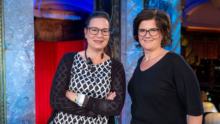 Daniela Swenne  (Aufnahmeleiterin), Christine Neuhalfen  (Produktionsleiterin)