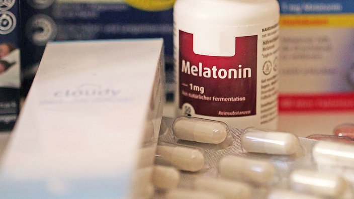 Dose mit Melatonin-Tabletten