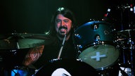 Dave Grohl am Schlagzeug