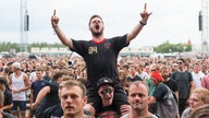 Publikum bei Caliban beim Highfield Festival 2016