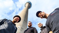 Massendefekt: Corona Session auf dem Rheinturm in Düsseldorf