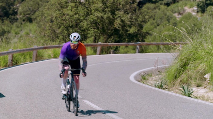 Radsportler auf einer Straße