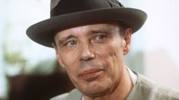 Joseph Beuys mit Hut