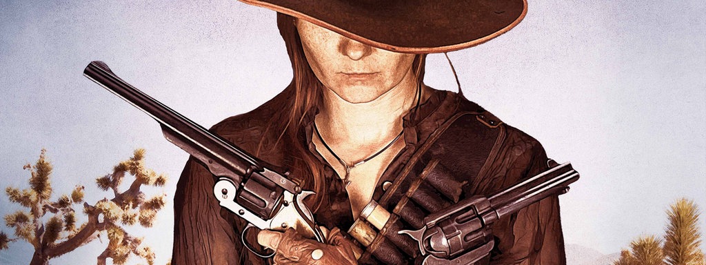 Cowgirl verschränkt ihre Arme, in den Händen Revolver.