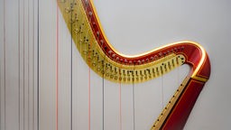 Detail einer Konzertharfe, Pedalharfe