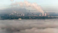 Nebel am frühen Morgen in Duisburg