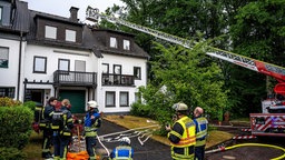 Blitzeinschlag in einen Dachstuhl in Gummersbach