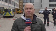 Reporter Christian Licht berichtet am 22.02.2024 aus Wuppertal