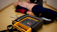 Defibrillator