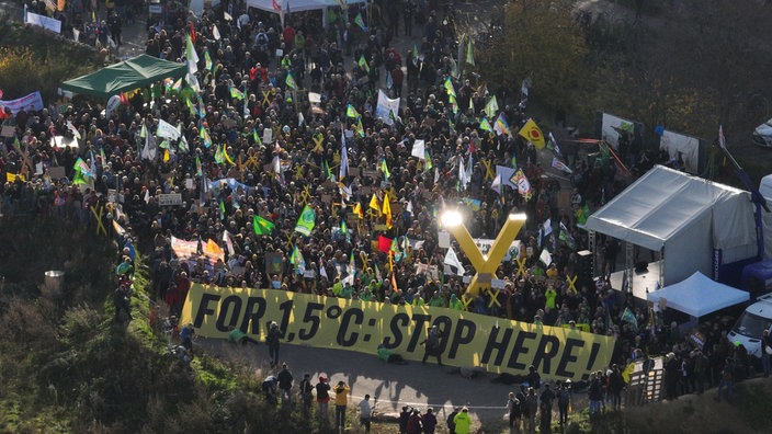 Demonstranten protestieren in Lützerath