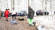 Weniger Andrang in der Eifel - trotzdem ausgelastete Parkplätze