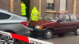 Polizei am Tatort der Explosionen in Köln-Mülheim