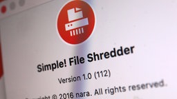 Es gibt kostenlose Apps für Windows, MacOS und Linux, die zu löschende Daten sicher schreddern.