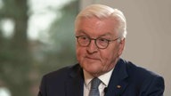 Bundespräsident Frank-Walter Steinmeier beim WDR-Interview in Espelkamp