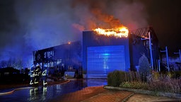 Großbrand im Holzbetrieb in Brakel 