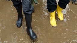 Gummistiefel im Wasser