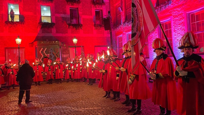 Leibgarden vor dem Rathaus in Düsseldorf