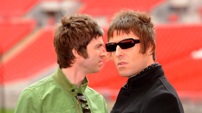 Die Oasis Mitglieder Noel und Liam Gallagher