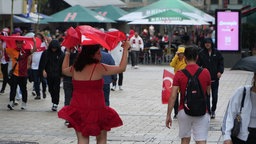 Türkei Fans im Dortmunder Regen