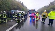 Reisebus mit Kindern umgekippt auf der A45