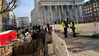 Baugrube vor dem Aachener Theater