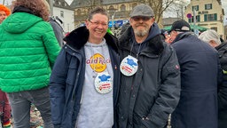 Norbert Bruchmann und Ute Heister beim Veilchendienstagszug in Mönchengladbach