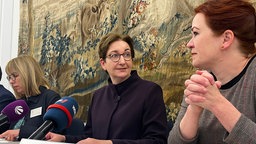 Bundesministerin Klara Geywitz (SPD)und Bonner OB Katja Dörner (Grüne).