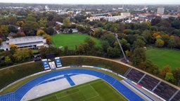 Blick auf den geplanten Standort des Interimsschwimmbades