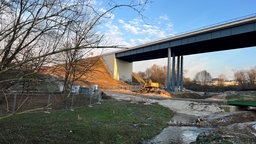 Die Haarbachtalbrücke über die A544 soll am 30. Januar gesprengt werden