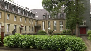 Gebäude Kirchliche Hochschule in Wuppertal von außen